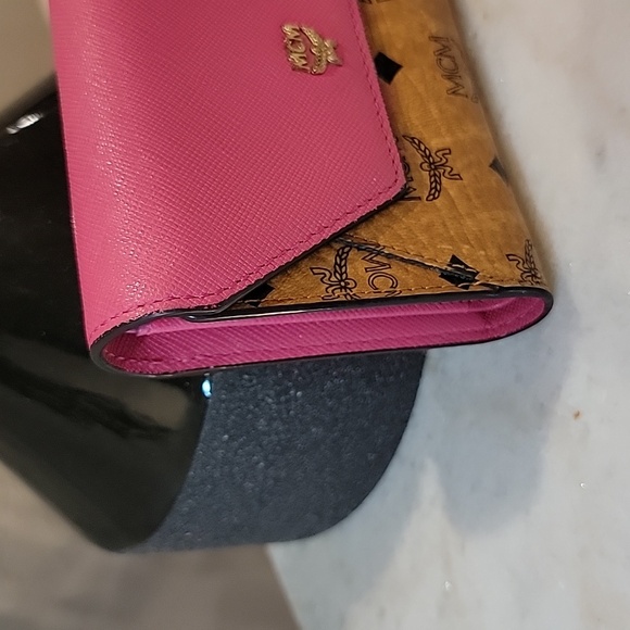 MCM EUC Pink and Tan cognac short Wallet with charms - Picture 3 of 12